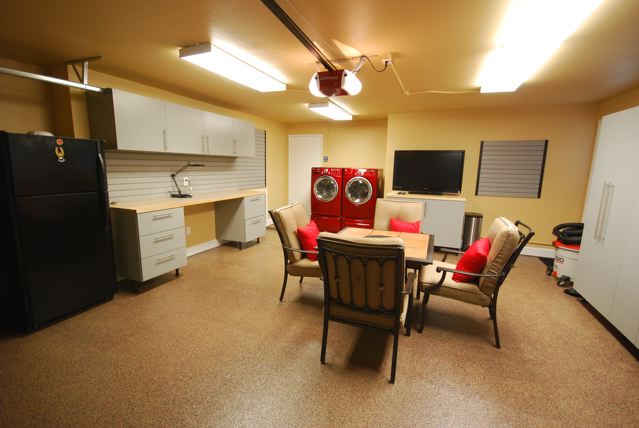 Full renovated premier garage