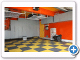 red-garage.gif